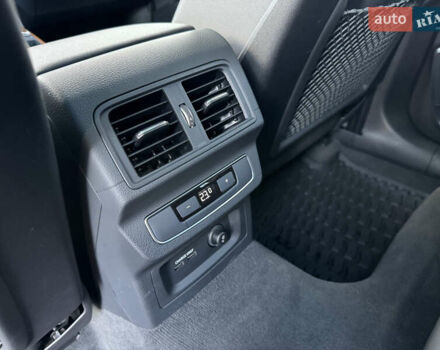 Черный Ауди Ку 5, объемом двигателя 1.98 л и пробегом 21 тыс. км за 34999 $, фото 41 на Automoto.ua