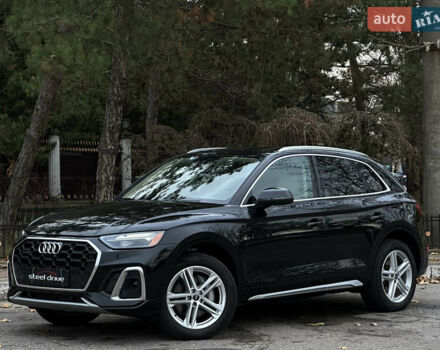 Черный Ауди Ку 5, объемом двигателя 2 л и пробегом 28 тыс. км за 46999 $, фото 1 на Automoto.ua