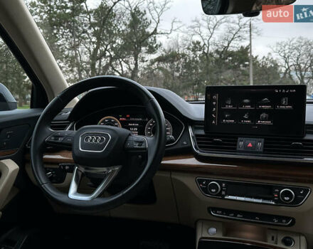 Черный Ауди Ку 5, объемом двигателя 2 л и пробегом 28 тыс. км за 46999 $, фото 41 на Automoto.ua