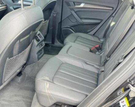 Чорний Ауді Ку 5, об'ємом двигуна 2 л та пробігом 24 тис. км за 35400 $, фото 8 на Automoto.ua