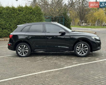 Черный Ауди Ку 5, объемом двигателя 1.98 л и пробегом 28 тыс. км за 36500 $, фото 8 на Automoto.ua