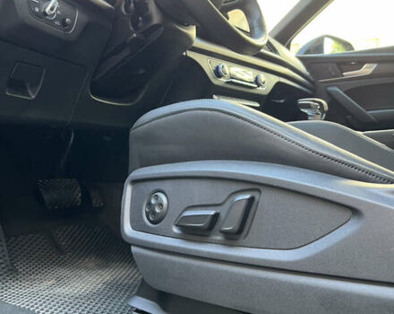 Черный Ауди Ку 5, объемом двигателя 1.98 л и пробегом 33 тыс. км за 47500 $, фото 11 на Automoto.ua