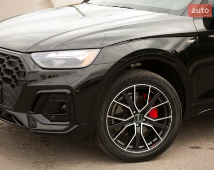 Черный Ауди Ку 5, объемом двигателя 1.98 л и пробегом 12 тыс. км за 53000 $, фото 20 на Automoto.ua