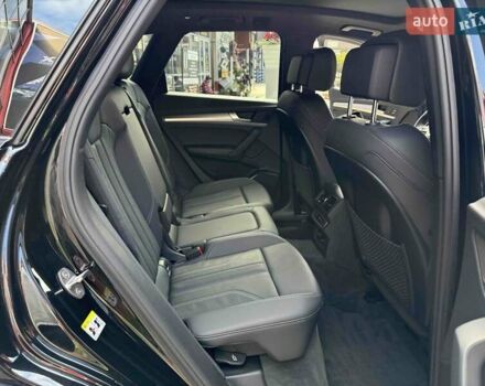 Чорний Ауді Ку 5, об'ємом двигуна 2 л та пробігом 1 тис. км за 46400 $, фото 42 на Automoto.ua