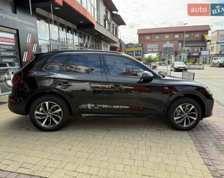 Чорний Ауді Ку 5, об'ємом двигуна 2 л та пробігом 1 тис. км за 46400 $, фото 4 на Automoto.ua