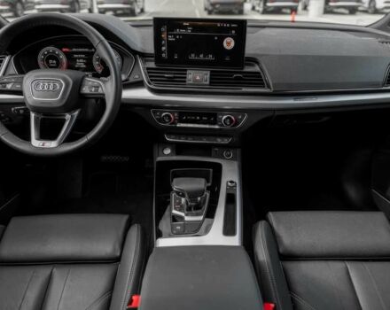 Чорний Ауді Ку 5, об'ємом двигуна 2 л та пробігом 16 тис. км за 34500 $, фото 8 на Automoto.ua