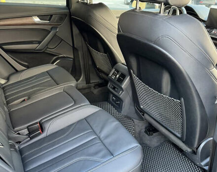 Черный Ауди Ку 5, объемом двигателя 1.98 л и пробегом 33 тыс. км за 47500 $, фото 6 на Automoto.ua