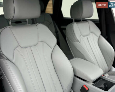 Черный Ауди Ку 5, объемом двигателя 2 л и пробегом 17 тыс. км за 39500 $, фото 68 на Automoto.ua