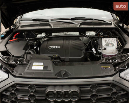 Черный Ауди Ку 5, объемом двигателя 1.98 л и пробегом 12 тыс. км за 53000 $, фото 2 на Automoto.ua