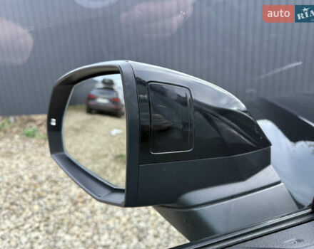 Черный Ауди Ку 5, объемом двигателя 2 л и пробегом 17 тыс. км за 39500 $, фото 50 на Automoto.ua