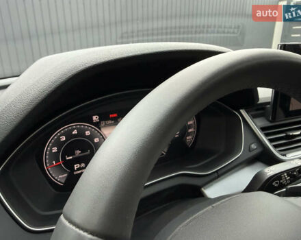 Черный Ауди Ку 5, объемом двигателя 2 л и пробегом 17 тыс. км за 39500 $, фото 99 на Automoto.ua