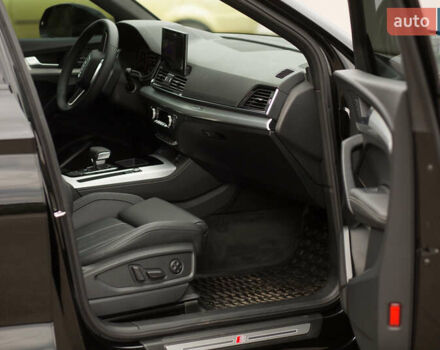 Чорний Ауді Ку 5, об'ємом двигуна 1.98 л та пробігом 11 тис. км за 55000 $, фото 38 на Automoto.ua