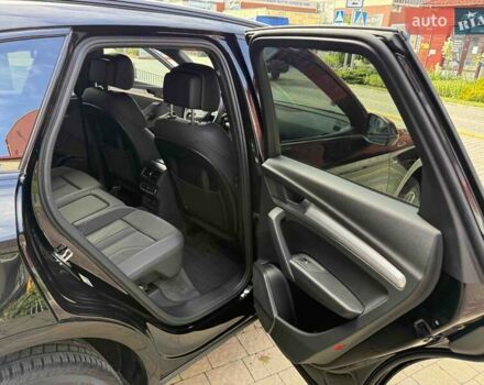 Чорний Ауді Ку 5, об'ємом двигуна 2 л та пробігом 1 тис. км за 46400 $, фото 41 на Automoto.ua