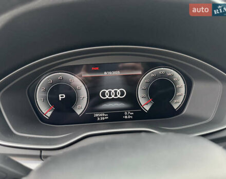Черный Ауди Ку 5, объемом двигателя 1.98 л и пробегом 28 тыс. км за 36500 $, фото 37 на Automoto.ua