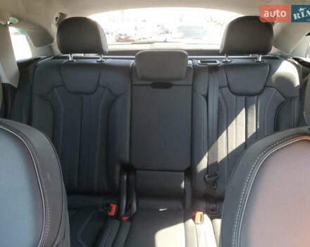 Чорний Ауді Ку 5, об'ємом двигуна 1.98 л та пробігом 11 тис. км за 36000 $, фото 9 на Automoto.ua