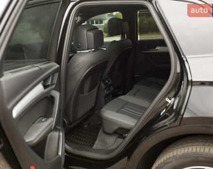 Чорний Ауді Ку 5, об'ємом двигуна 1.98 л та пробігом 11 тис. км за 55000 $, фото 52 на Automoto.ua