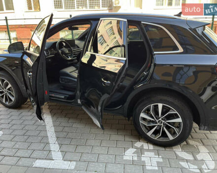 Черный Ауди Ку 5, объемом двигателя 1.98 л и пробегом 33 тыс. км за 47500 $, фото 19 на Automoto.ua