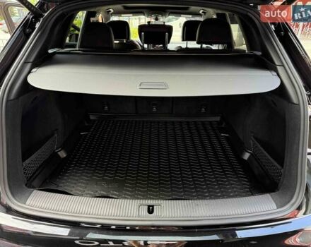 Чорний Ауді Ку 5, об'ємом двигуна 2 л та пробігом 1 тис. км за 46400 $, фото 39 на Automoto.ua