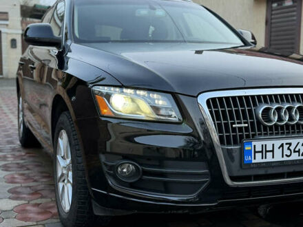 Черный Ауди Ку 5, объемом двигателя 1.98 л и пробегом 87 тыс. км за 15000 $, фото 1 на Automoto.ua
