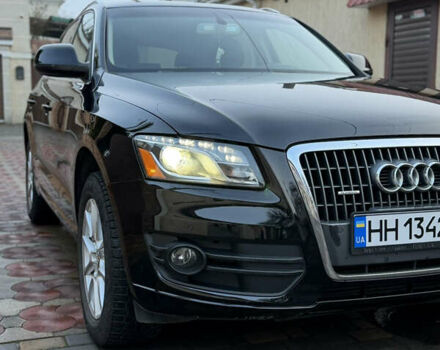 Черный Ауди Ку 5, объемом двигателя 1.98 л и пробегом 87 тыс. км за 15000 $, фото 1 на Automoto.ua