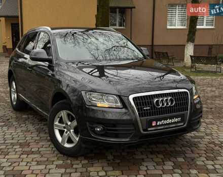 Черный Ауди Ку 5, объемом двигателя 2 л и пробегом 265 тыс. км за 15500 $, фото 1 на Automoto.ua