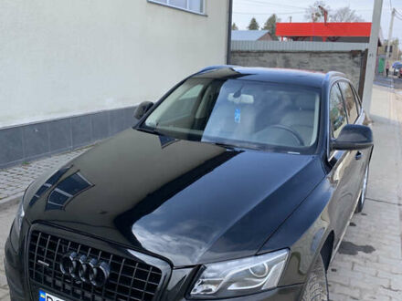 Черный Ауди Ку 5, объемом двигателя 2 л и пробегом 200 тыс. км за 12900 $, фото 1 на Automoto.ua