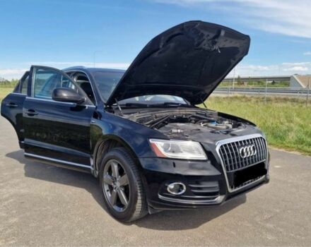 Черный Ауди Ку 5, объемом двигателя 2 л и пробегом 180 тыс. км за 8900 $, фото 1 на Automoto.ua