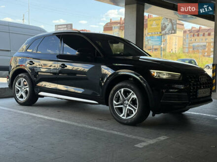 Ауді Ку 5 2017 у Києві на Automoto.ua Чорний Ауді Ку 5, об'ємом двигуна 2 л та пробігом 143 тис. км за 21300 $, фото 1 на Automoto.ua