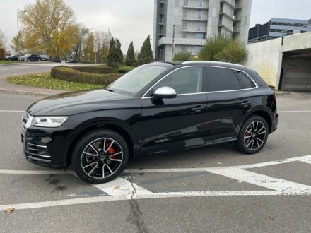 Ауди Ку 5 2018 в Киеве на Automoto.ua Черный Ауди Ку 5, объемом двигателя 2 л и пробегом 120 тыс. км за 28900 $, фото 1 на Automoto.ua