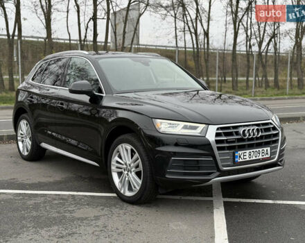 Черный Ауди Ку 5, объемом двигателя 1.98 л и пробегом 103 тыс. км за 27700 $, фото 1 на Automoto.ua