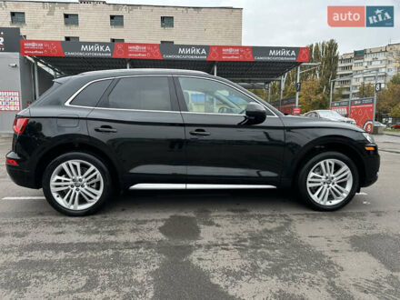 Черный Ауди Ку 5, объемом двигателя 1.98 л и пробегом 102 тыс. км за 31500 $, фото 1 на Automoto.ua