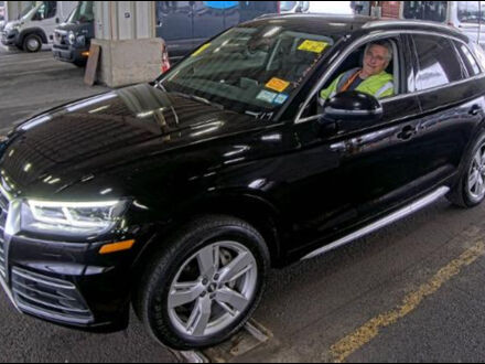Ауді Ку 5 2019 у Львові на Automoto.ua Чорний Ауді Ку 5, об'ємом двигуна 2 л та пробігом 227 тис. км за 20300 $, фото 1 на Automoto.ua
