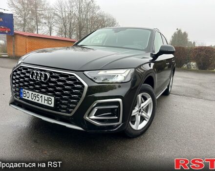 Черный Ауди Ку 5, объемом двигателя 2 л и пробегом 71 тыс. км за 27500 $, фото 1 на Automoto.ua