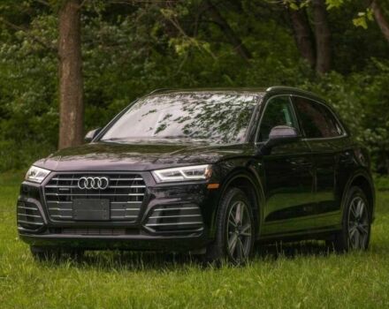Чорний Ауді Ку 5, об'ємом двигуна 2 л та пробігом 38 тис. км за 22000 $, фото 1 на Automoto.ua