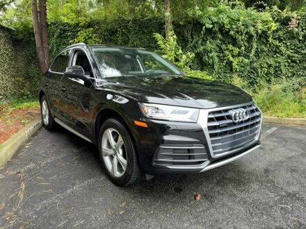 Черный Ауди Ку 5, объемом двигателя 2 л и пробегом 38 тыс. км за 19900 $, фото 1 на Automoto.ua