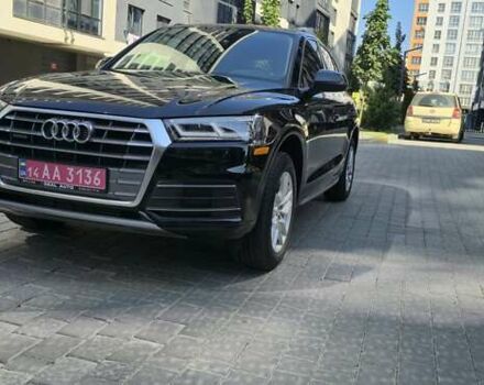 Чорний Ауді Ку 5, об'ємом двигуна 2 л та пробігом 81 тис. км за 27300 $, фото 1 на Automoto.ua