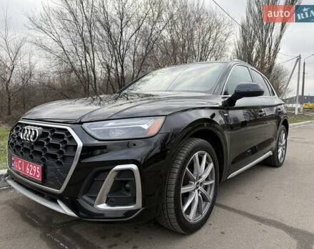 Черный Ауди Ку 5, объемом двигателя 1.98 л и пробегом 74 тыс. км за 44444 $, фото 1 на Automoto.ua