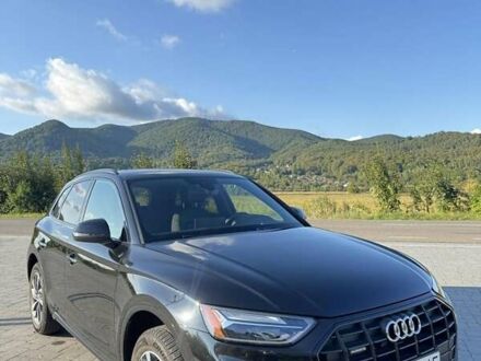 Черный Ауди Ку 5, объемом двигателя 2 л и пробегом 9 тыс. км за 36200 $, фото 1 на Automoto.ua