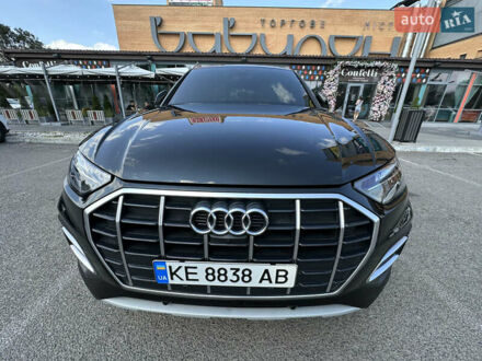Ауди Ку 5 2022 в Днепре (Днепропетровске) на Automoto.ua Черный Ауди Ку 5, объемом двигателя 2 л и пробегом 32 тыс. км за 45500 $, фото 1 на Automoto.ua