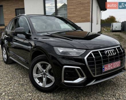 Чорний Ауді Ку 5, об'ємом двигуна 2 л та пробігом 30 тис. км за 36900 $, фото 1 на Automoto.ua