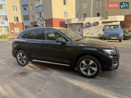 Черный Ауди Ку 5, объемом двигателя 2 л и пробегом 2 тыс. км за 44900 $, фото 1 на Automoto.ua