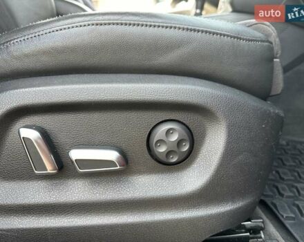 Красный Ауди Ку 5, объемом двигателя 1.98 л и пробегом 124 тыс. км за 20300 $, фото 26 на Automoto.ua