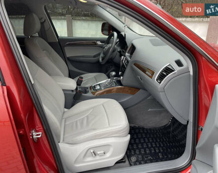 Красный Ауди Ку 5, объемом двигателя 1.98 л и пробегом 245 тыс. км за 14777 $, фото 15 на Automoto.ua