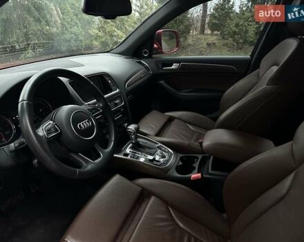 Красный Ауди Ку 5, объемом двигателя 1.98 л и пробегом 87 тыс. км за 20450 $, фото 24 на Automoto.ua