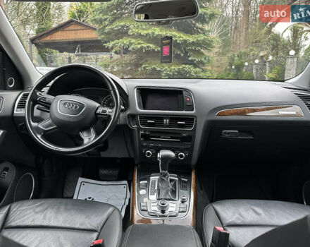 Красный Ауди Ку 5, объемом двигателя 2 л и пробегом 190 тыс. км за 15900 $, фото 78 на Automoto.ua