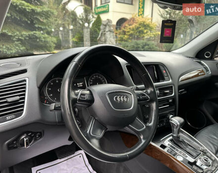 Красный Ауди Ку 5, объемом двигателя 2 л и пробегом 190 тыс. км за 15900 $, фото 58 на Automoto.ua