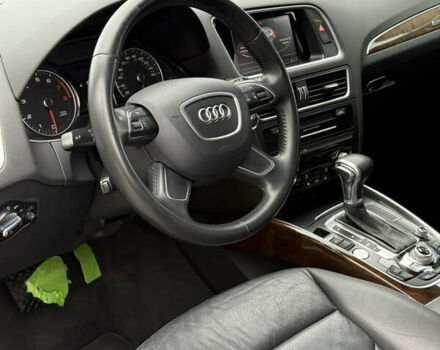 Ауді Ку 5 2015 у Самборе на Automoto.ua Червоний Ауді Ку 5, об'ємом двигуна 2 л та пробігом 182 тис. км за 14950 $, фото 25 на Automoto.ua