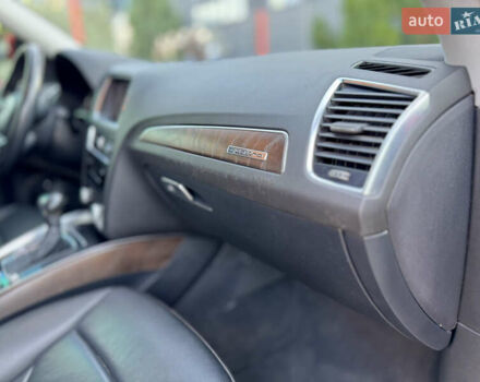 Красный Ауди Ку 5, объемом двигателя 1.98 л и пробегом 242 тыс. км за 13900 $, фото 47 на Automoto.ua