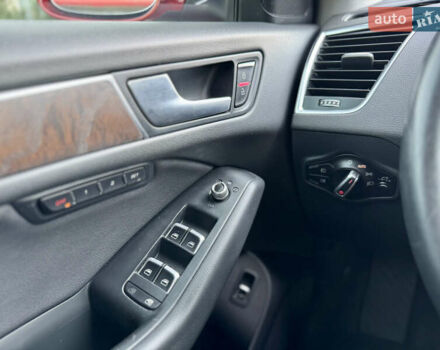 Красный Ауди Ку 5, объемом двигателя 1.98 л и пробегом 242 тыс. км за 13900 $, фото 28 на Automoto.ua