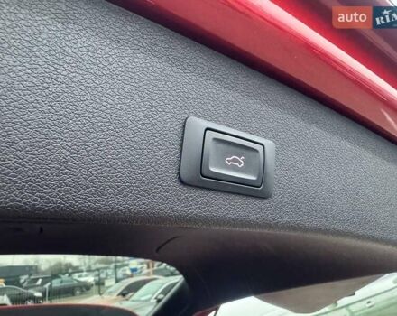 Красный Ауди Ку 5, объемом двигателя 2 л и пробегом 184 тыс. км за 17300 $, фото 7 на Automoto.ua